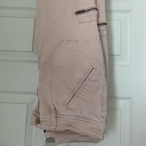 Light pink mid-rise jeggings. Size 4.
